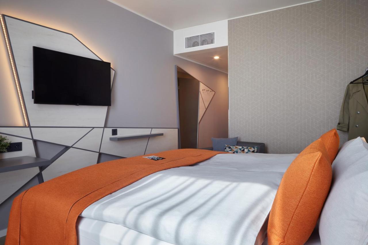 Holiday Inn - The Niu, Hub Dusseldorf Messe By Ihg Luaran gambar