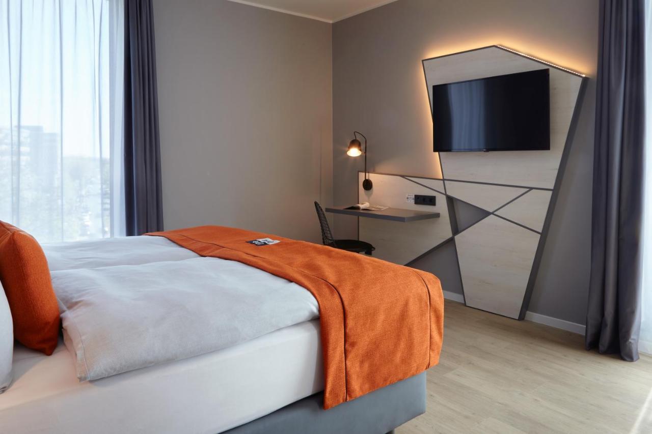 Holiday Inn - The Niu, Hub Dusseldorf Messe By Ihg Luaran gambar