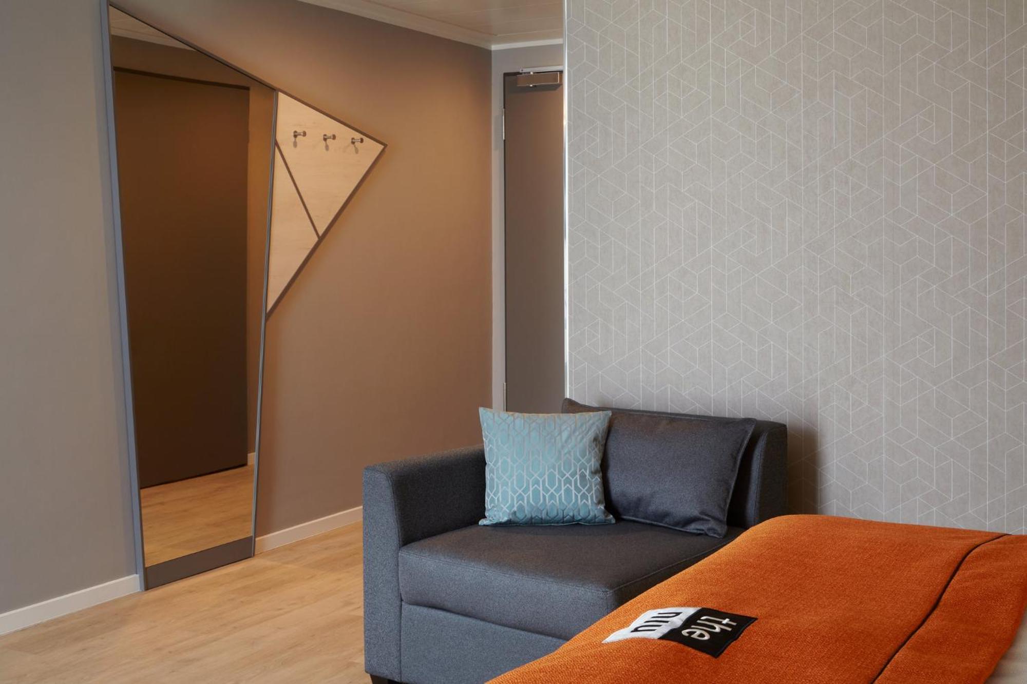 Holiday Inn - The Niu, Hub Dusseldorf Messe By Ihg Luaran gambar