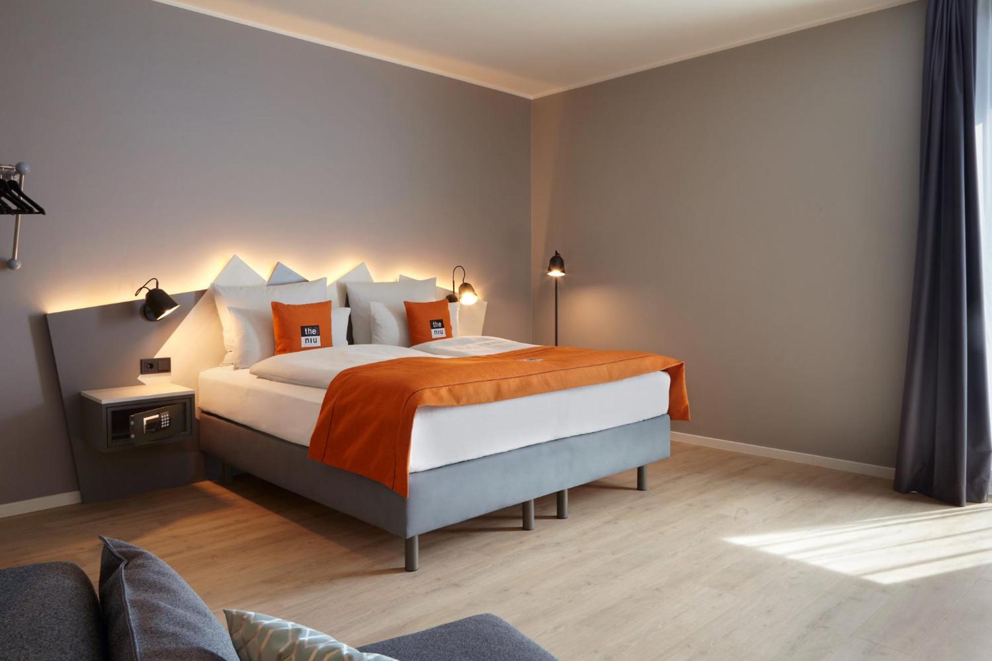Holiday Inn - The Niu, Hub Dusseldorf Messe By Ihg Luaran gambar