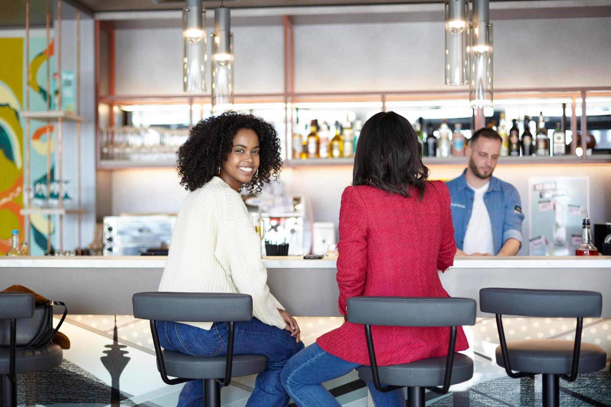 Holiday Inn - The Niu, Hub Dusseldorf Messe By Ihg Luaran gambar