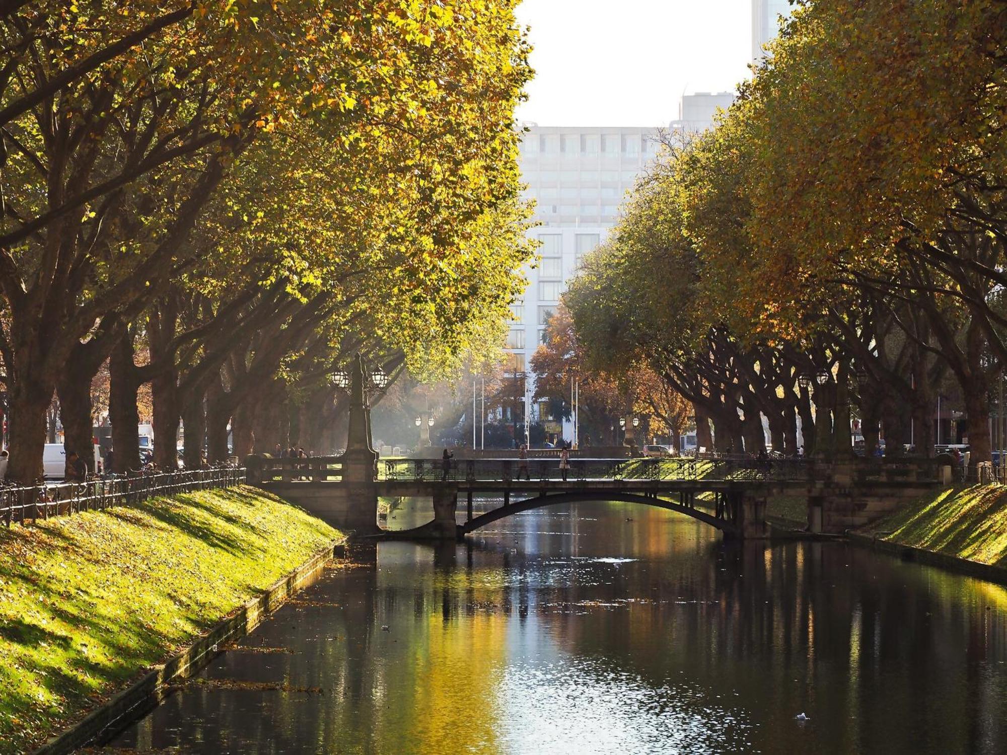 Holiday Inn - The Niu, Hub Dusseldorf Messe By Ihg Luaran gambar